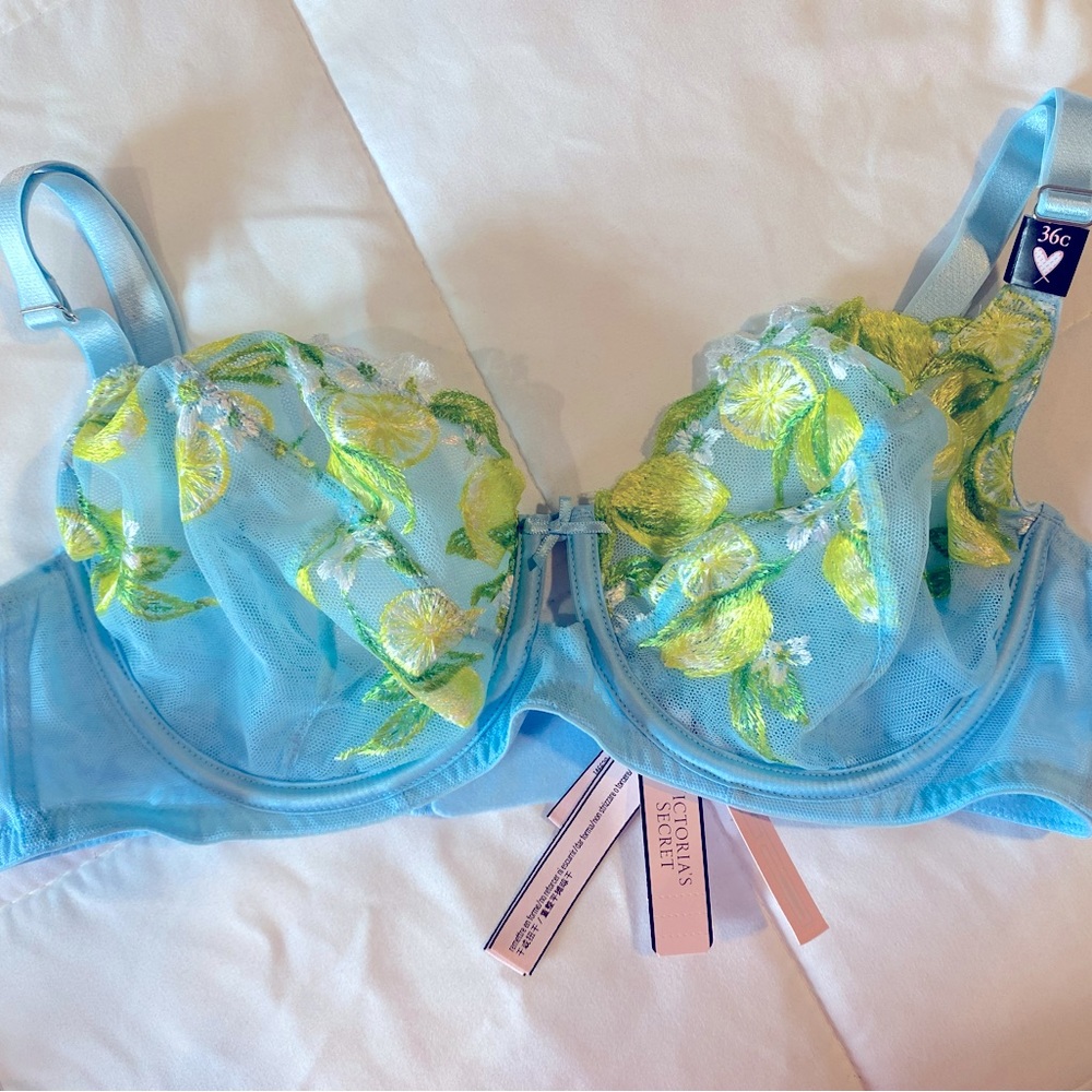 NEW Summer Victorias Secret Set